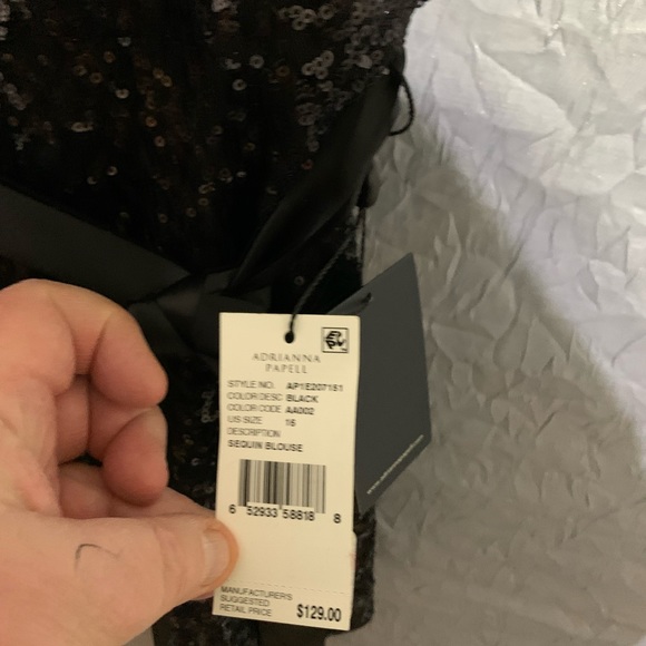 Adrianna Papell sequined black tunic blouse. NWT. Size 16. - Picture 4 of 4